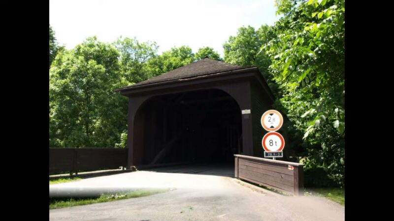 Vamberk – Peklo – krytý dřevěný most